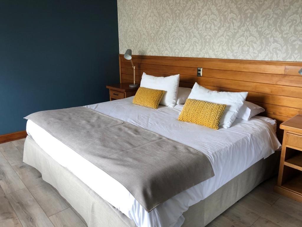Hotel Puelche Puerto Varas Exteriör bild